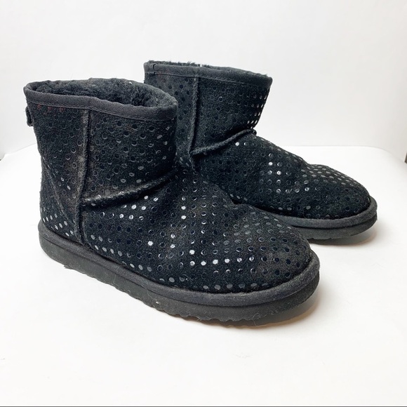 Ugg Mini Shiny Dot Boots - Picture 1 of 8